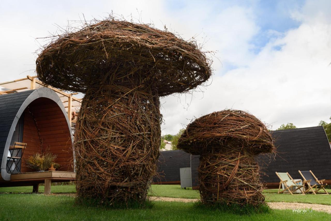 Glamping Hills Hotell Santa Comba de Rossas Eksteriør bilde
