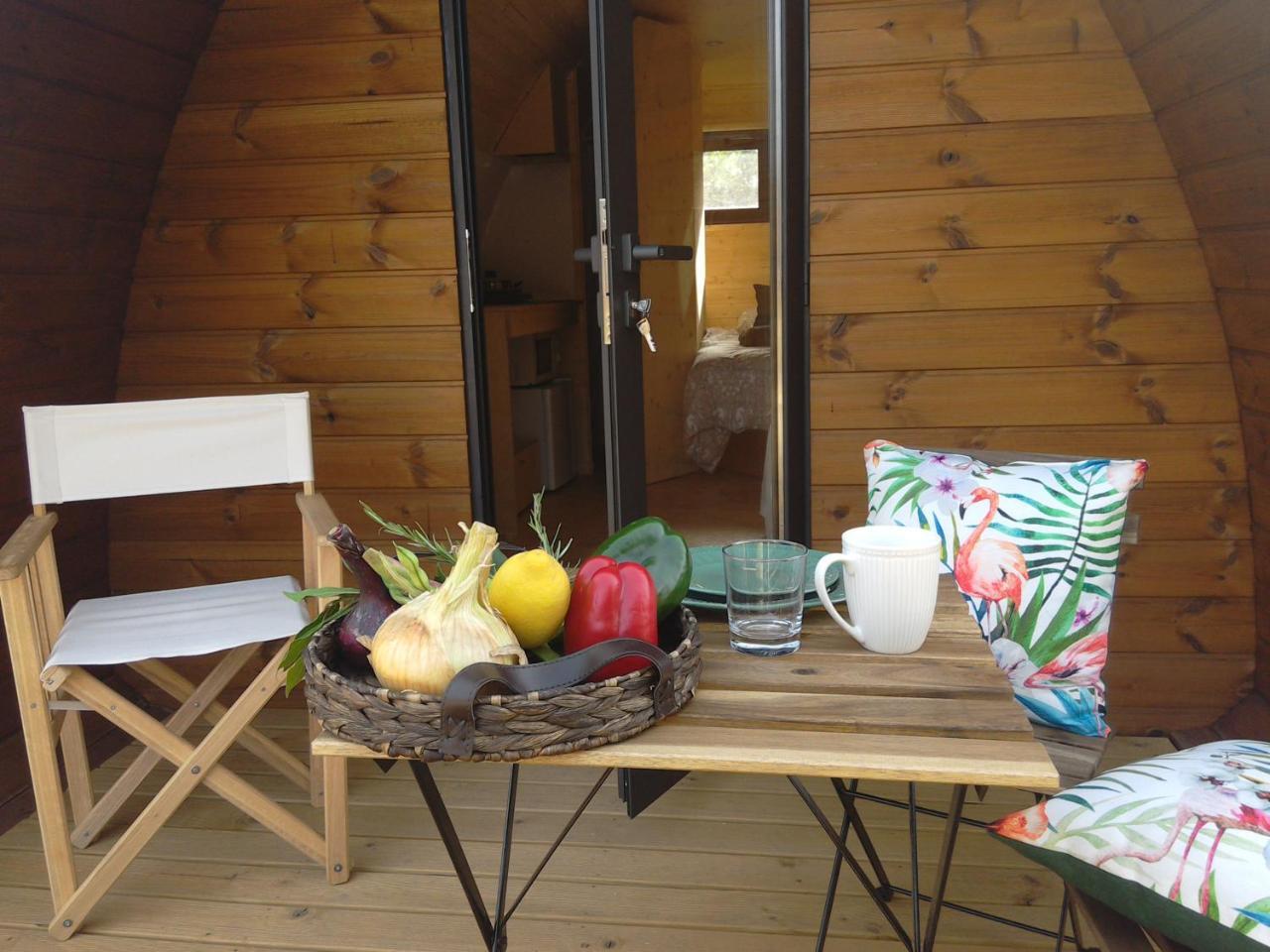 Glamping Hills Hotell Santa Comba de Rossas Eksteriør bilde