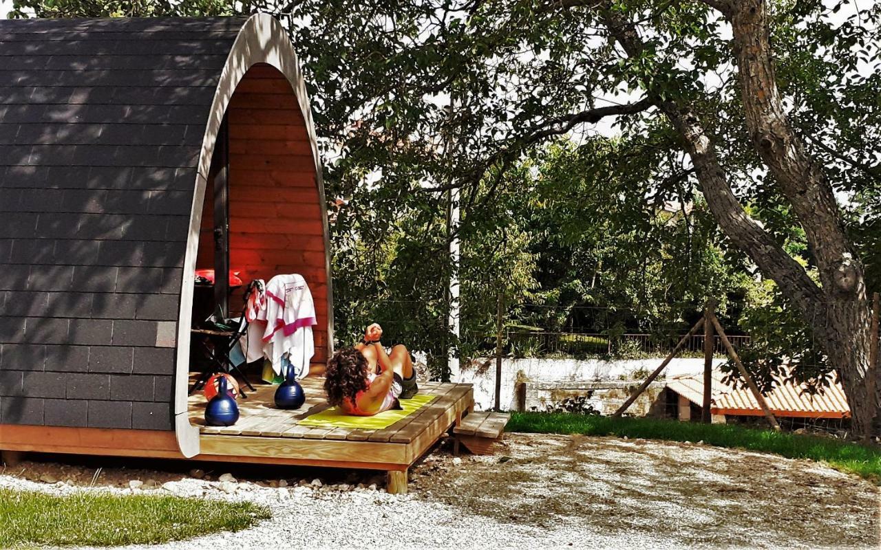 Glamping Hills Hotell Santa Comba de Rossas Eksteriør bilde