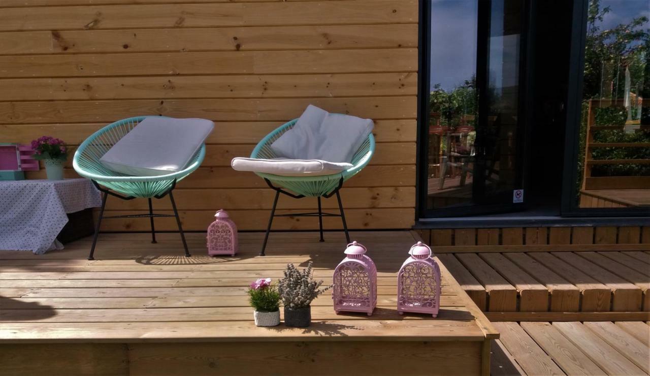 Glamping Hills Hotell Santa Comba de Rossas Eksteriør bilde