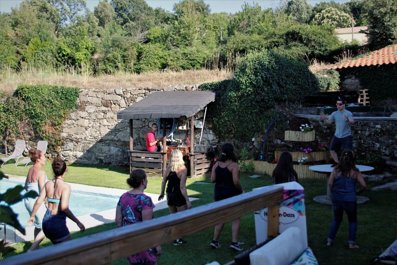 Glamping Hills Hotell Santa Comba de Rossas Eksteriør bilde