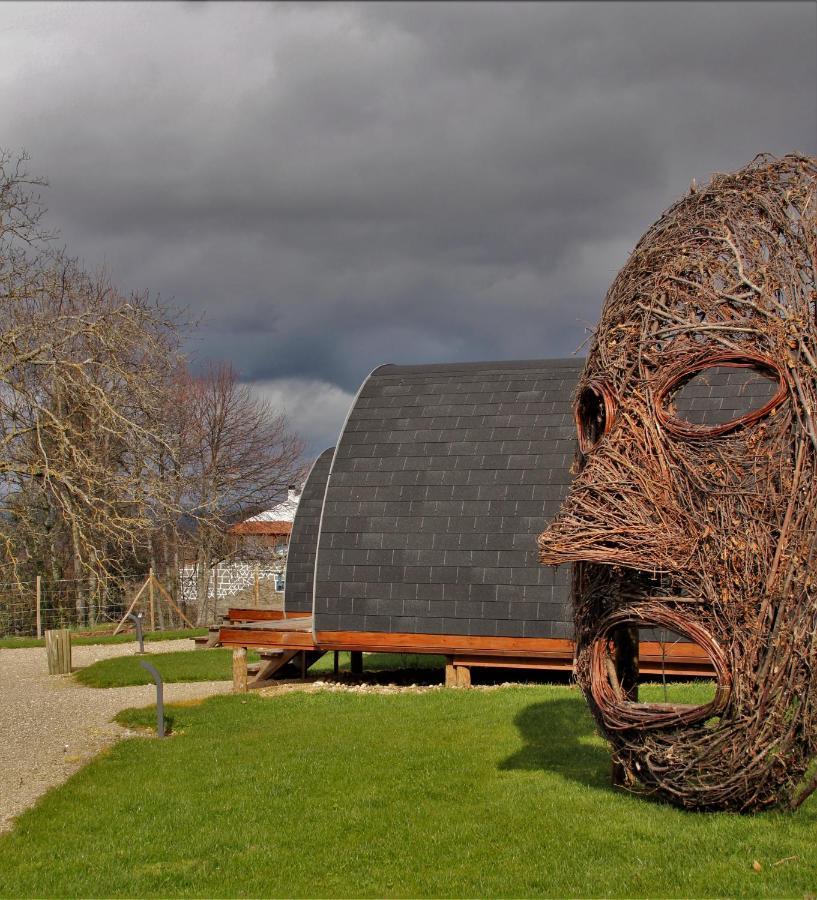 Glamping Hills Hotell Santa Comba de Rossas Eksteriør bilde